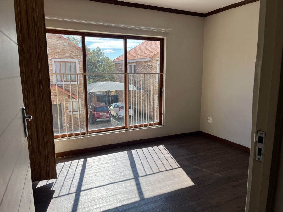 2 Bedroom Property for Sale in Potchefstroom South North West